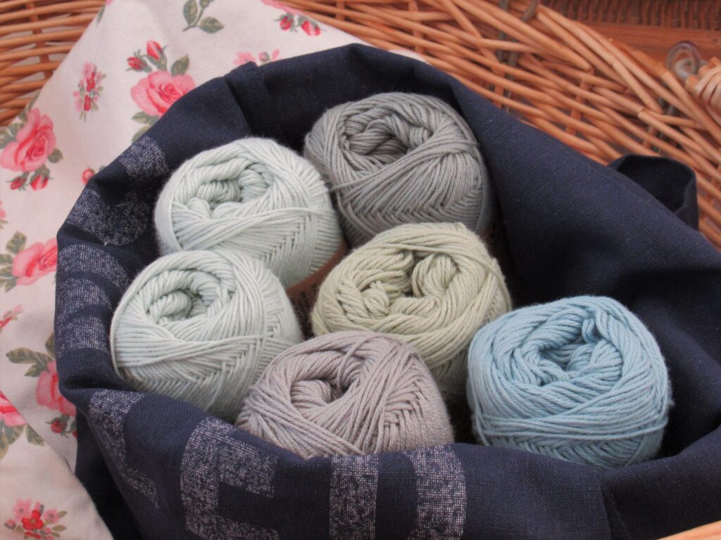 3 Organic Cotton Yarns Compared – Merula Designs